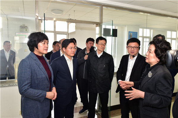 豪运国际资讯丨河北省政协主席曹素华来我公司调研