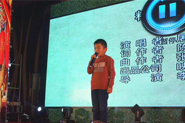 豪运国际生物召开2018年度表扬奖励大会暨2019年度事情妄想大会